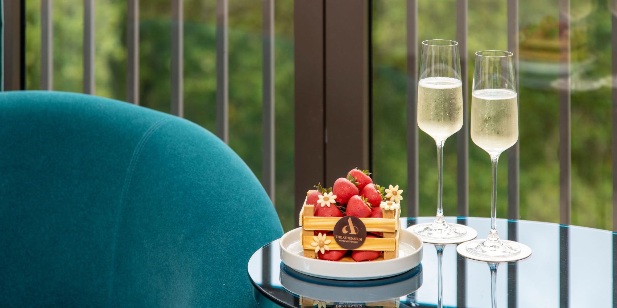 The Athenaeum Hotel & Residences offers