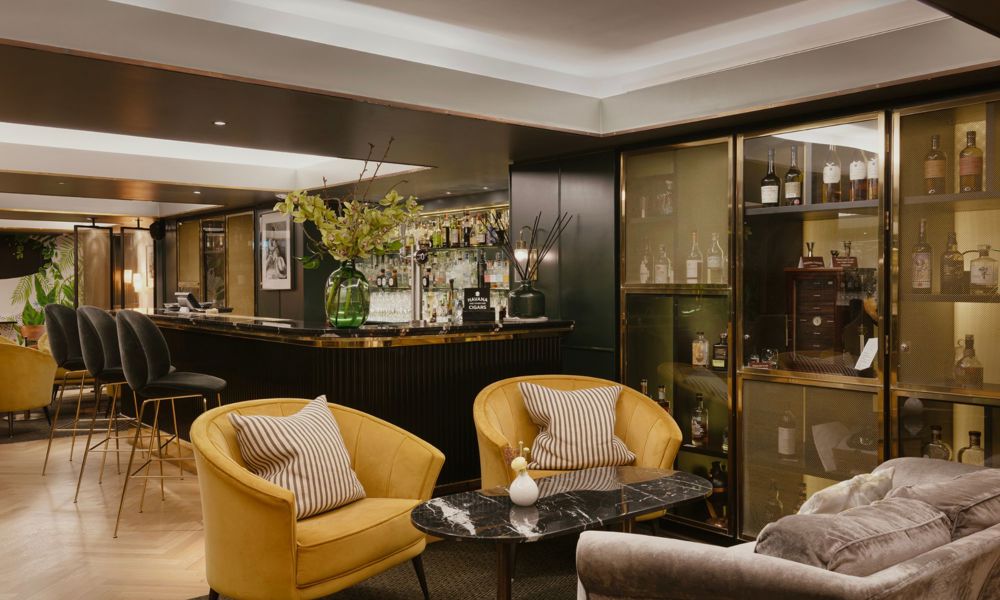 The Athenaeum Hotel & Residences bar