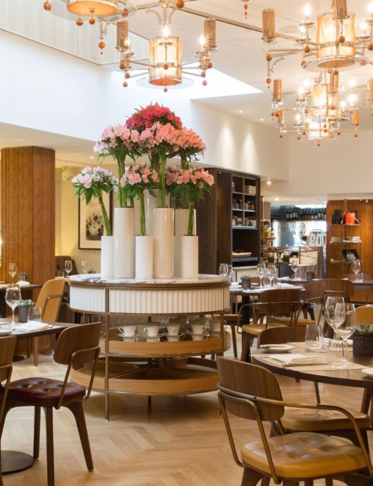 The Athenaeum Hotel & Residences 116 restaurant