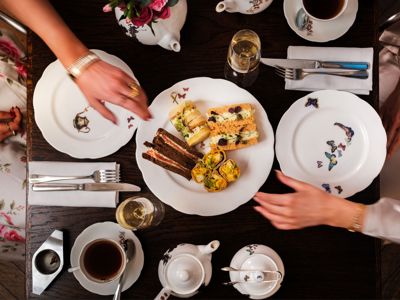 The Athenaeum Hotel & Residences book direct