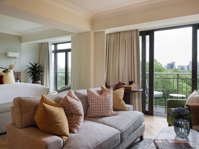 The Athenaeum Hotel & Residences Penthouse Suites
