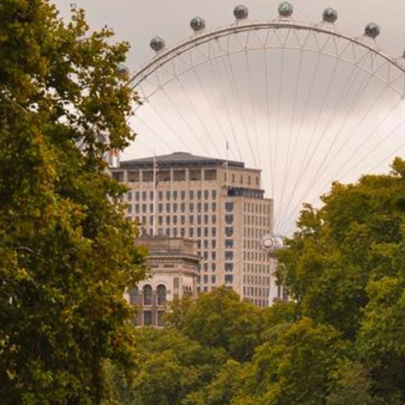 The Athenaeum Residences opposite Green Park