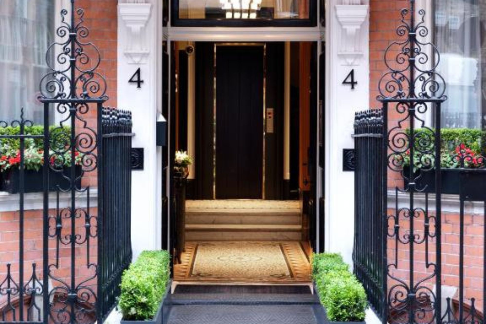 The Athenaeum Hotel & Residences