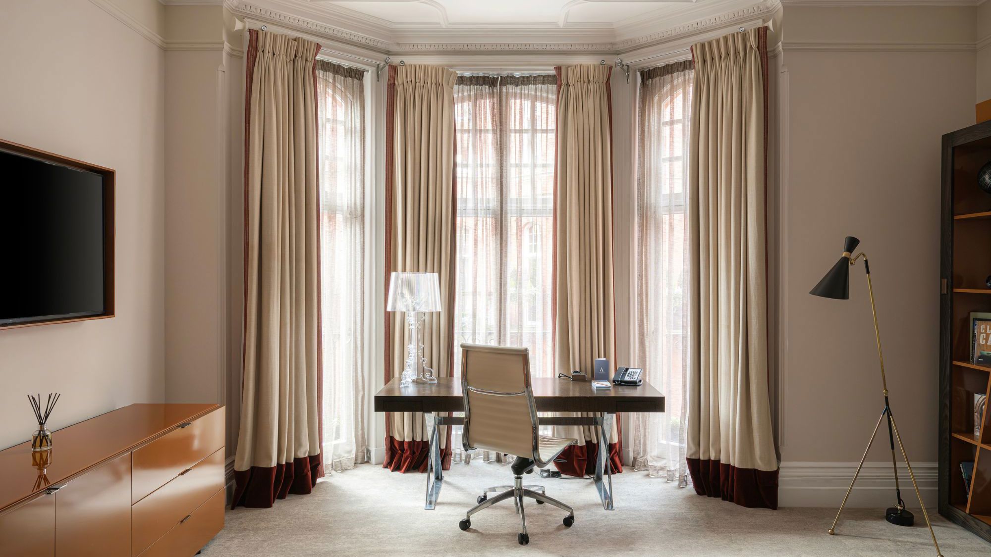 The Athenaeum Hotel & Residences  groups stay