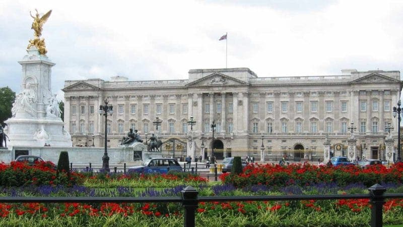 Hotel near Buckingham palace