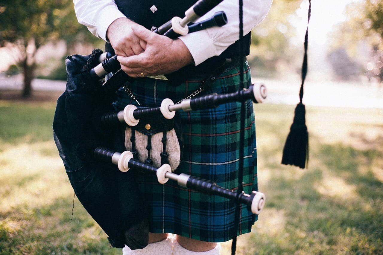 bagpipe-349717_1280