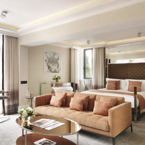 The Green Park suite at a luxury family hotel London called The Athenaeum.