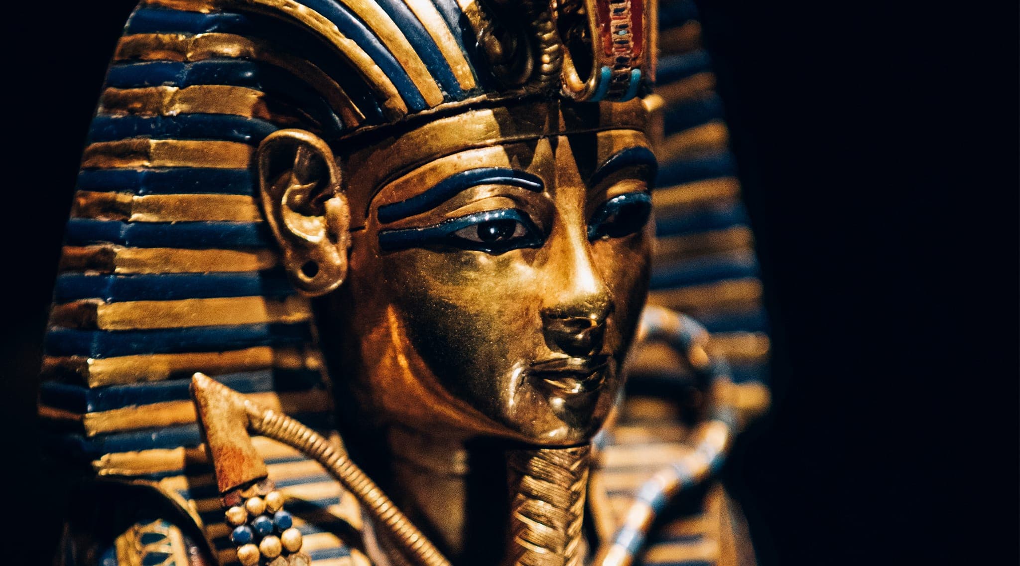 TUTANKHAMUN