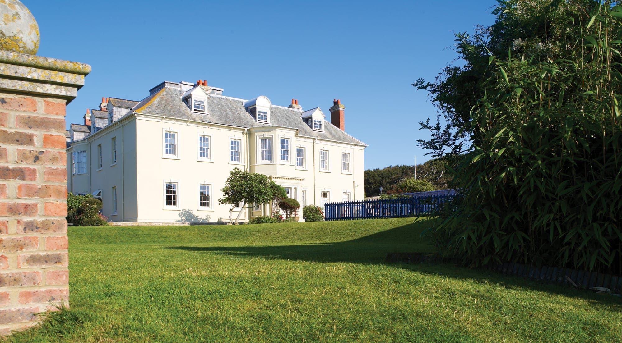 Moonfleet-Manor