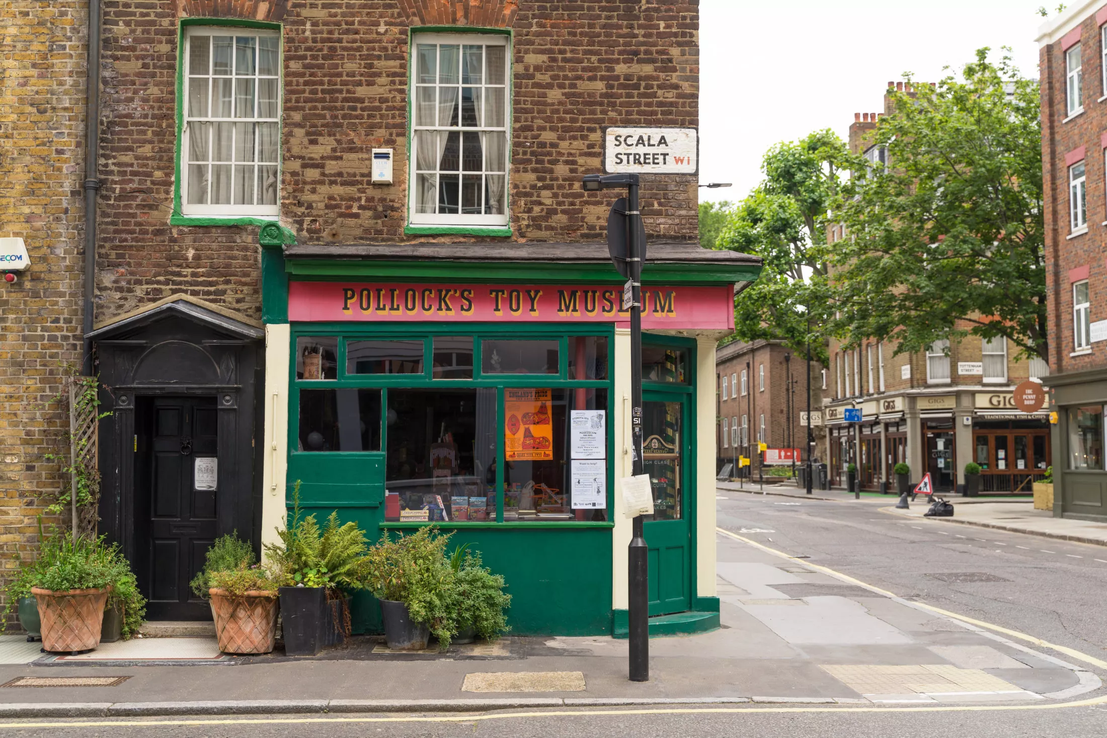 Pollocks,Toy,Museum,In,The,Area,Of,Fitzrovia.,London,-
