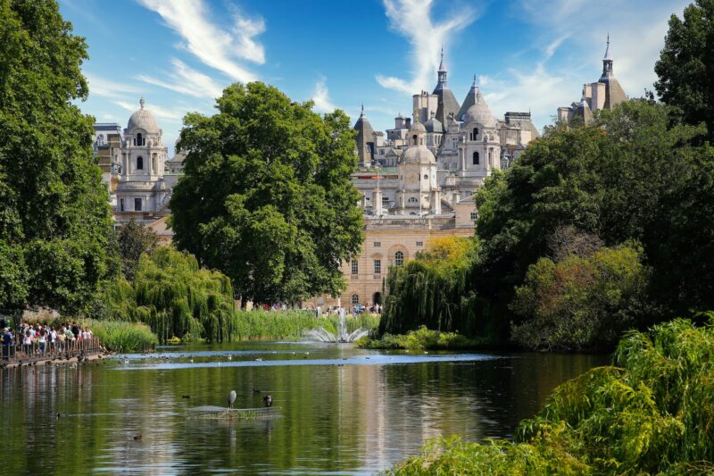 London simon-hurry–oDck2uVAgI-unsplash